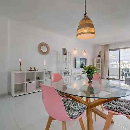 138- Stylish Coastal With Views And Pool In *