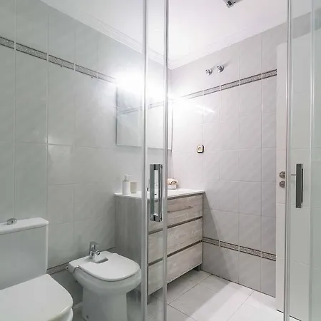 Apartament 138- Stylish Coastal With Views And Pool In Fuengirola